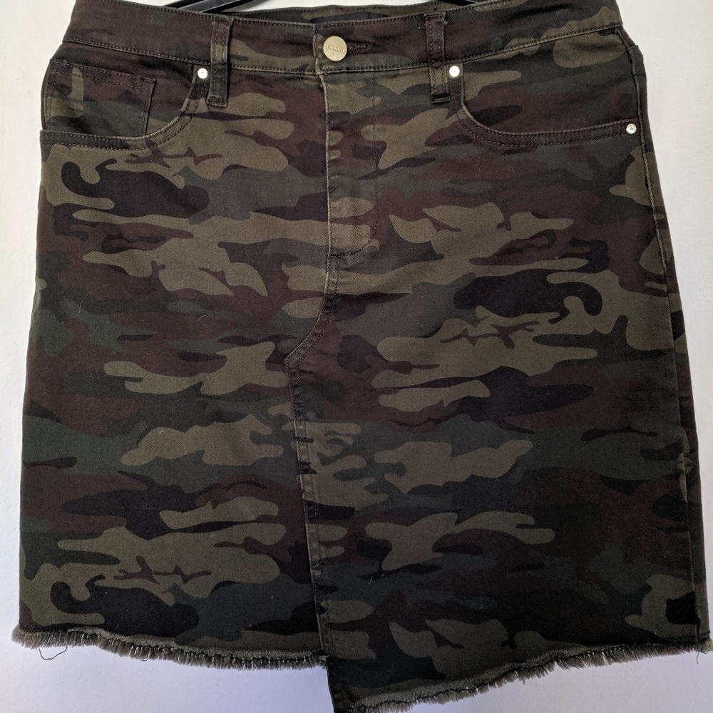 Sanctuary Camouflage Skirts